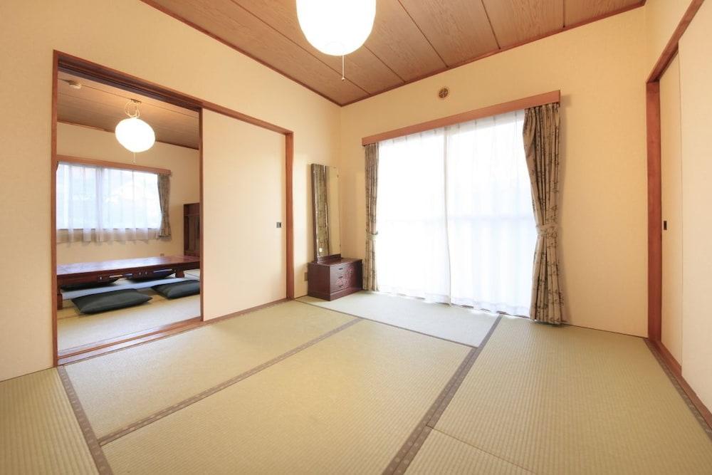Izu Ippeki Lake Lakeside Terrace Ito  Bagian luar foto
